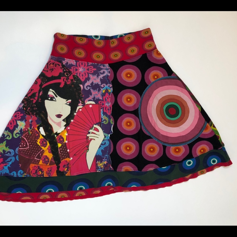 COPY - DESIGUAL Multicolor Face Skirt, Sz M on tag.